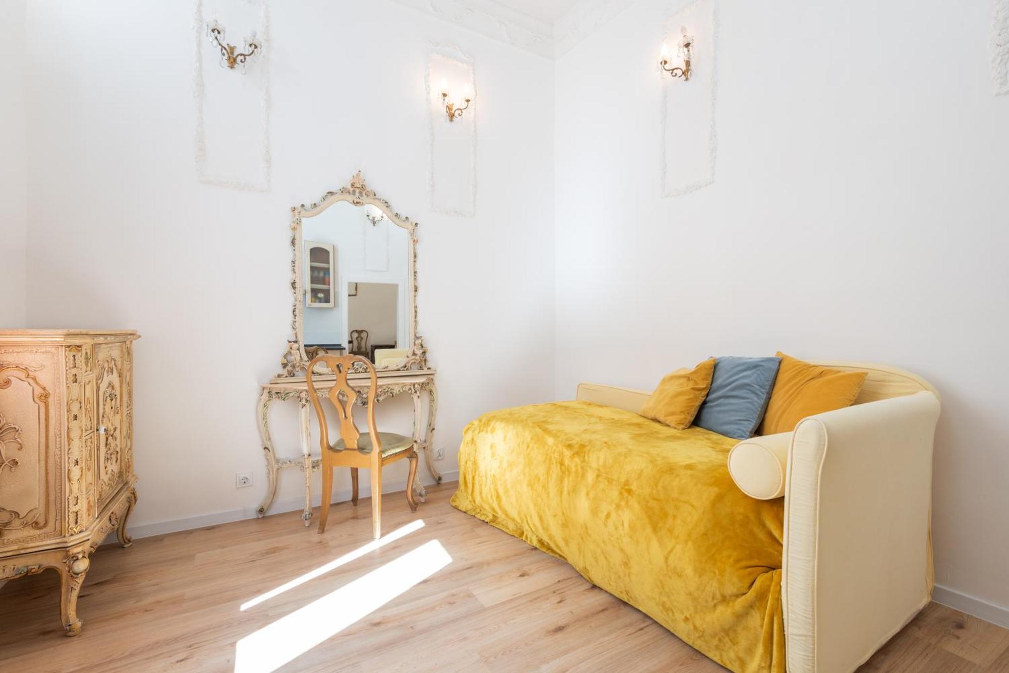Historic Suite Next To The Castle Bari Dış mekan fotoğraf